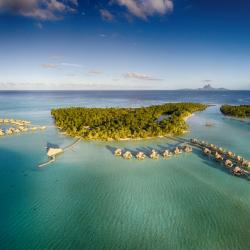Romance Travel 2020: Le Taha'a Island Resort & Spa