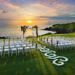 Romance Travel 2020: Mauna Kea Beach Hotel